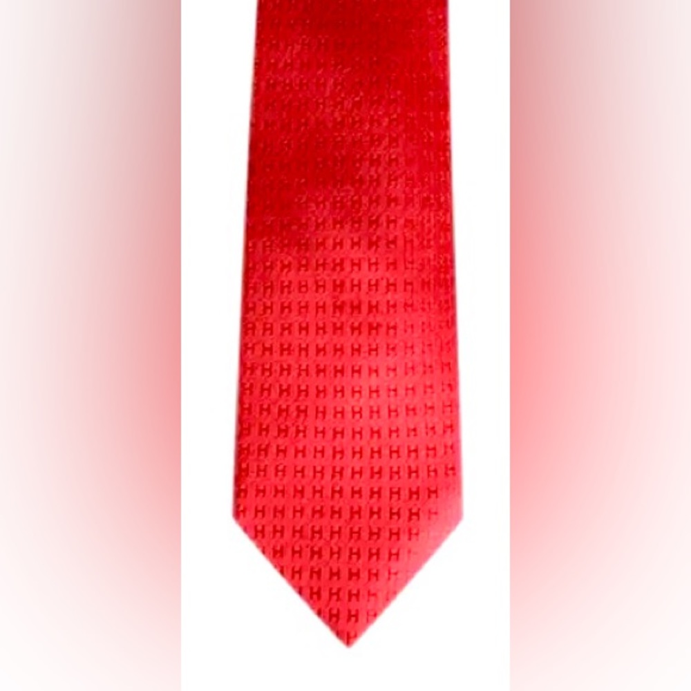 Hermès Red Silk H Print Tie. New with tags and box.  100% silk. Bought in France